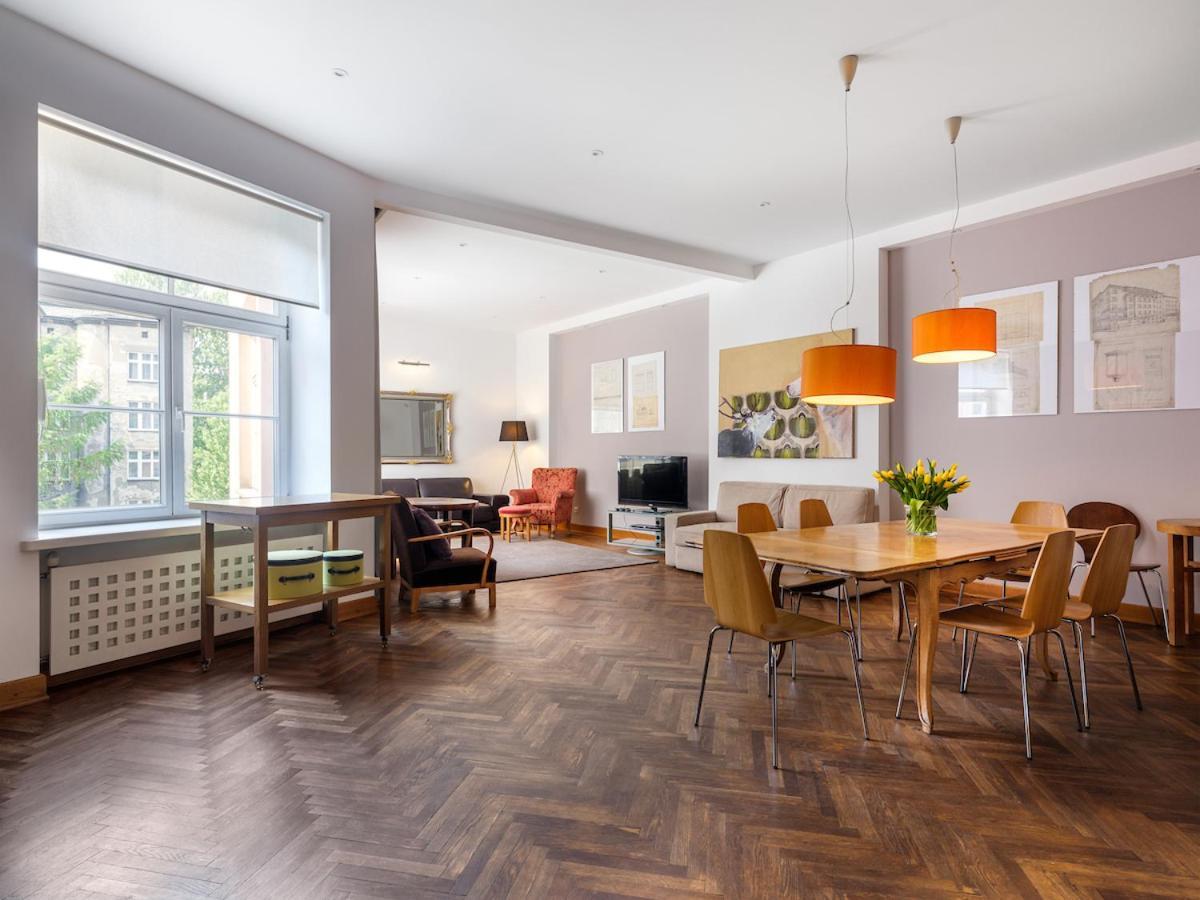 Apartment Tyzenhauz Krowoderska Street Krakau